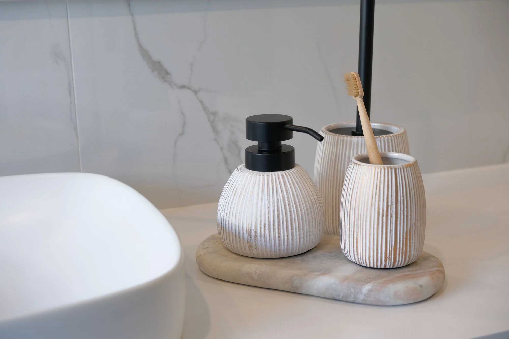 Master Your Space, Simplify Life