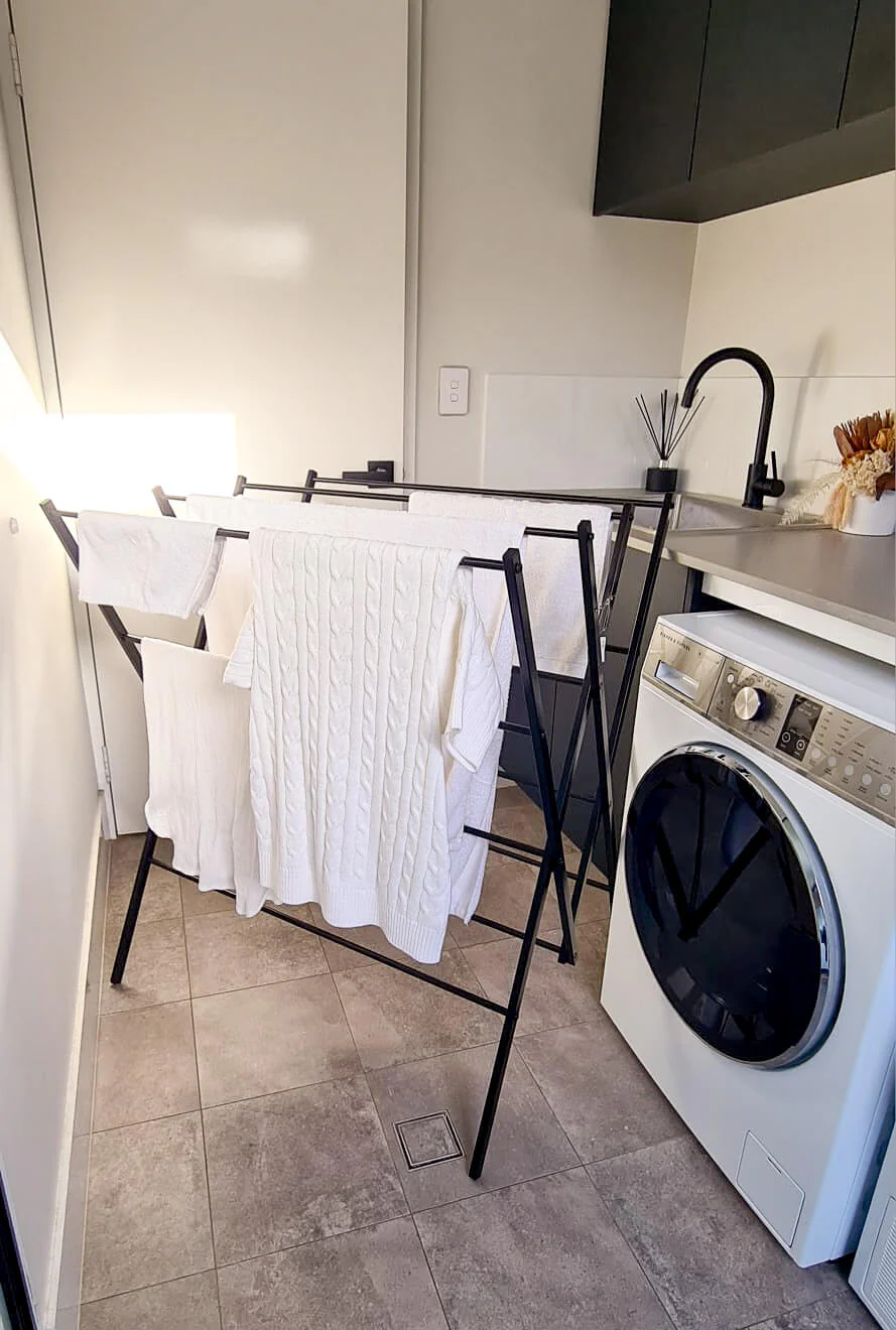 Limited Edition Heavy Duty Clothes Airer Matte Black - Image 10