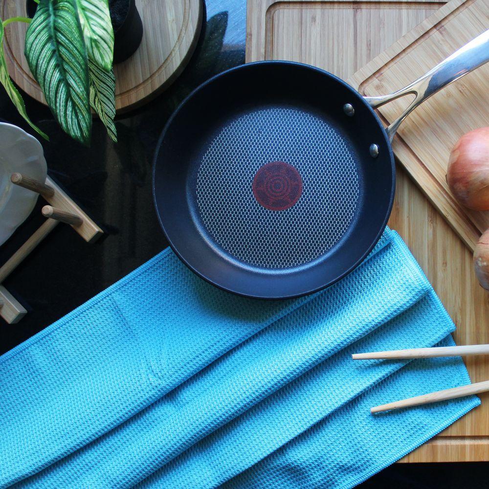 White Magic Microfibre Tea Towel Midnight - Image 15