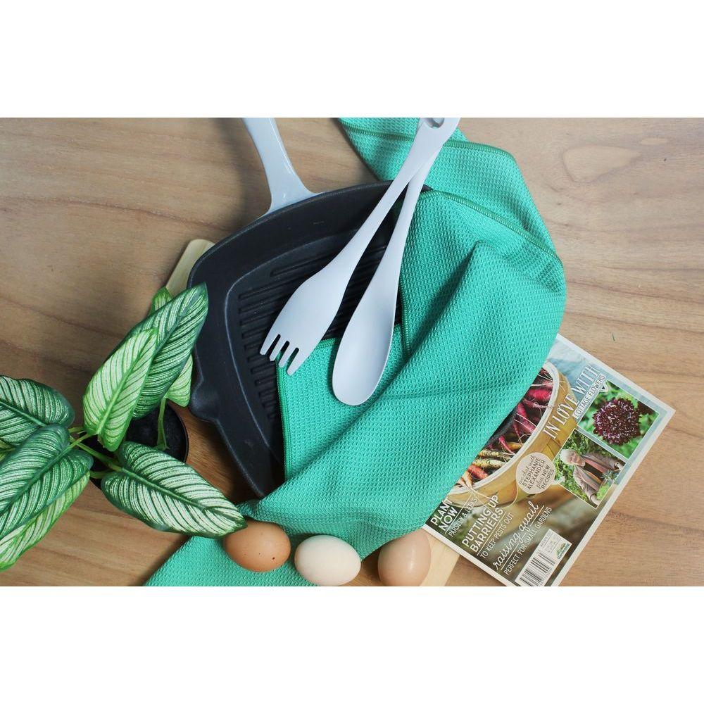 White Magic Microfibre Tea Towel Midnight - Image 5